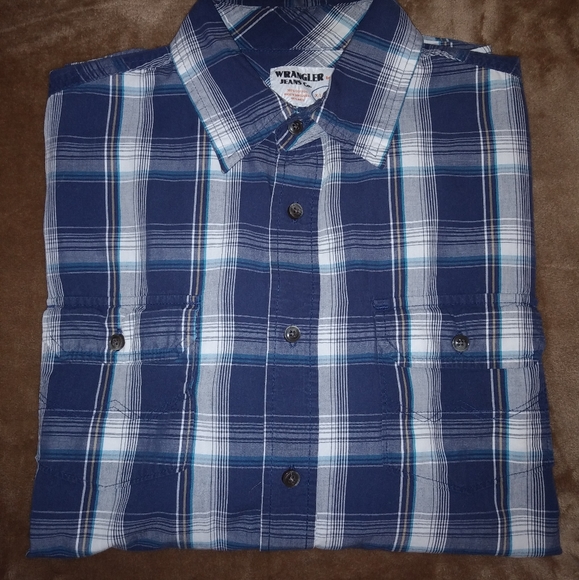 Wrangler - XL Men's Dress Shirt. - Picture 3 of 10